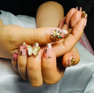 ネイル Regina レジーナのネイルデザイン