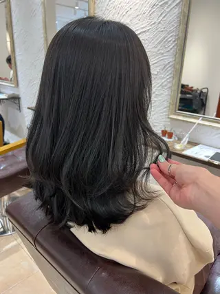 ミディアム カラー 🥀韓国ヘア🥀 宮津真菜のヘアスタイル