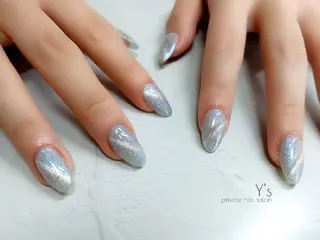 ネイル YUMI NAGAI  のネイルデザイン