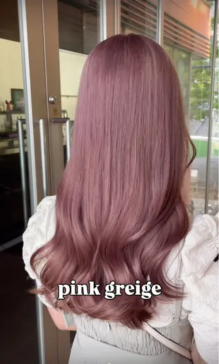 ロング カラー ブリーチ/髪質改善/ ハイトーン/暖色のヘアスタイル