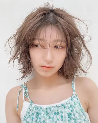 ミディアム カラー 🎀透明感× 暖色カラーつな🎀のヘアスタイル