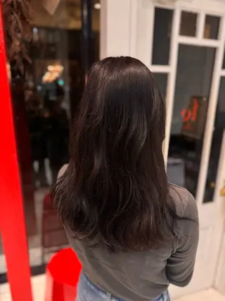 カラー 谷口 真衣のヘアスタイル