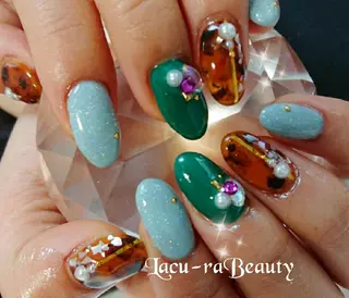 ネイル 小顔と腸の専門店 ラクーラビューティのエステ・リラクイメージ