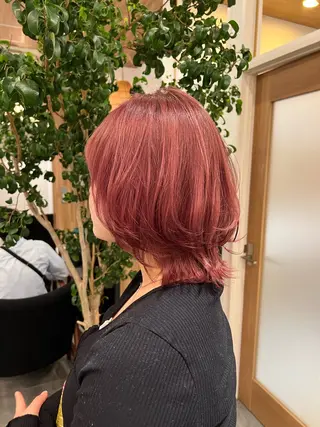 カラー 岸田 佳祐のヘアスタイル