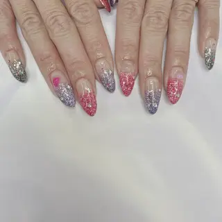 ネイル Nail salon Honey Beeのネイルデザイン