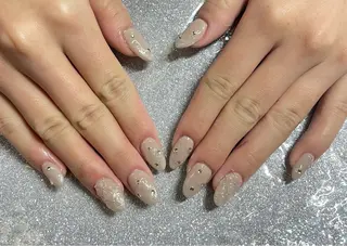 ネイル VIERU 🌈🎀💖のネイルデザイン