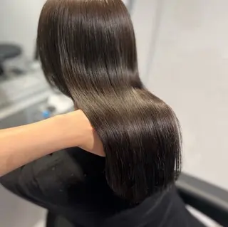 ロング カラー 🫧うる艶トレンド 🫧透明感カラーのヘアスタイル