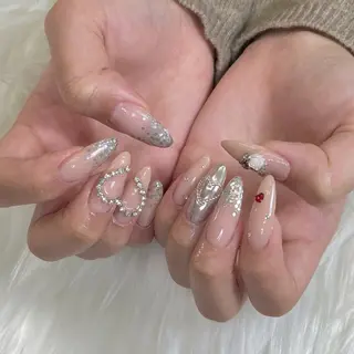 ネイル Kanako 💫のネイルデザイン