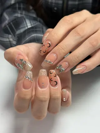 ネイル WOLTOKYO渋谷 yunaのネイルデザイン