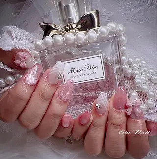 ネイル She   Nail所属・ISA_ BELLAのネイルデザイン