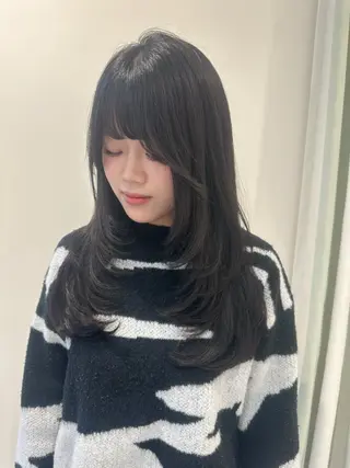 ロング ベージュ/レイヤー カット🤍Rieのヘアスタイル