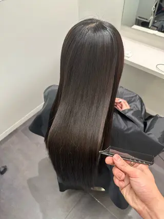 ロング Wisteria所属・美髪特化✨ 伊織✨縮毛矯正✨のヘアスタイル