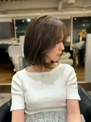 ミディアム 白髪ぼかし 👒堀江・ヨンスクのヘアスタイル