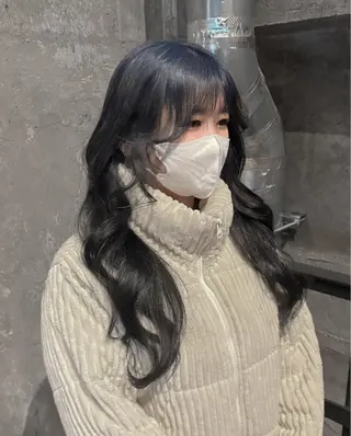 ロング カラー sica所属・【sica】 チナのヘアスタイル