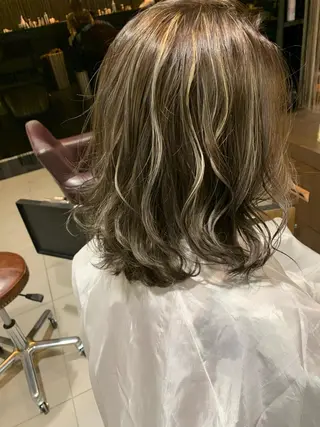 ミディアム 美髪形成！色素改善！ 秋田　和輝のヘアスタイル