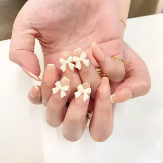 ネイル Kira-ra所属・Kira-ra💎 KIRARIのネイルデザイン