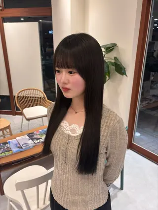 ロング 崎村 寧々のヘアスタイル