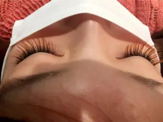 マツエク・マツパ due hair 京都駅前店 MILBON オージュア認定サロン【デューヘアー】所属・ハイトーンブリーチ 土坂　由志【京都】のヘアスタイル