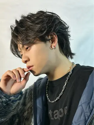 ショート パーマ メンズ ✨️センターパート/ 曲がる縮毛矯正✨️のヘアスタイル