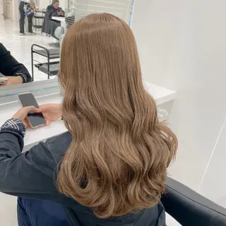 ロング カラー 🖤ハイトーン× レイヤー🖤SARAのヘアスタイル