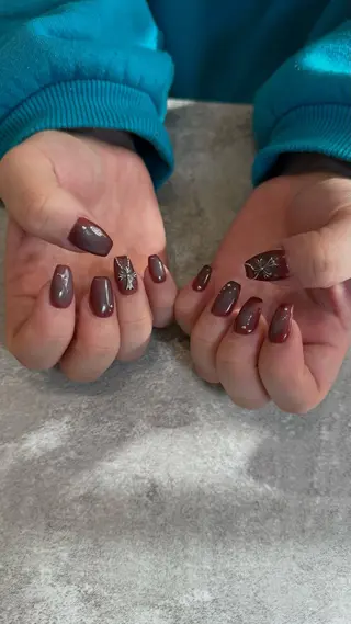 ネイル Nail MOANAのネイルデザイン