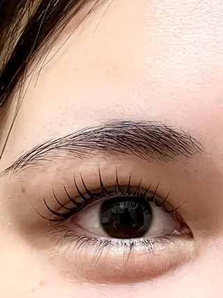 マツエク・マツパ Cure所属・三澤 朱里の眉毛・アイブロウイメージ