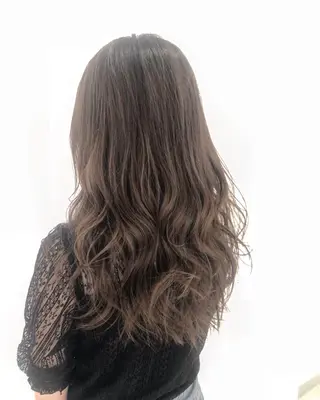 ロング カラー niim所属・新居美紗希 ニイミサキのヘアスタイル