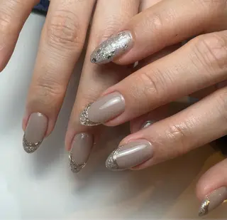 ネイル yglow所属・yglow 【yuri】のネイルデザイン