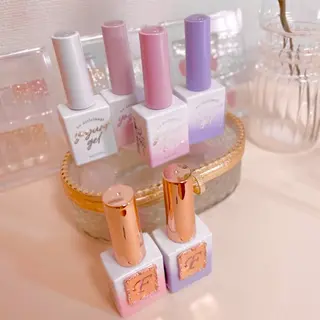 ネイル atelier fig所属・💐 SATSUKIのネイルデザイン