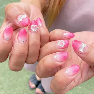 ネイル 加瀬 アンジェリーのネイルデザイン