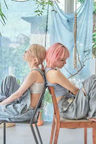 ショート カラー ヘアアレンジ 🧸艶々韓国ヘア 🧁mizunaのヘアスタイル