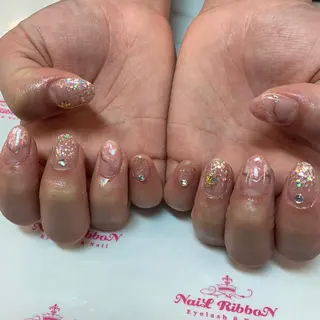ネイル ネイルリボン 受付スタッフのネイルデザイン
