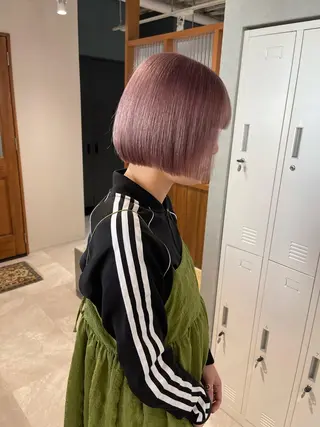 ショート カラー 店長　MANAMI ／ブリーチ／骨格ボブのヘアスタイル