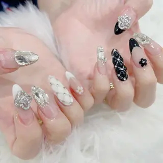 ネイル GLANDOLL MIKUのネイルデザイン