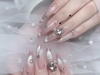 ネイル 〜Shine Nail〜【サイナネイル】パラジェル／ 長さだし／持ち込み／ワンホン／フィルイン所属・shine 🎀 長さだし&デザインのネイルデザイン
