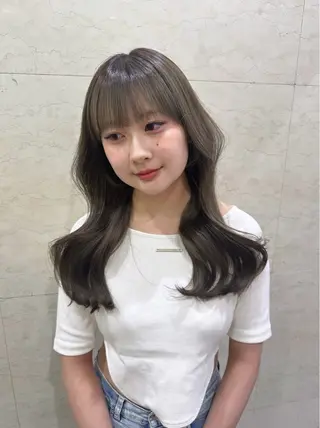 セミロング 'AXISガスビル/ Rioのヘアスタイル