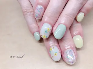 ネイル にじいろ nailのネイルデザイン
