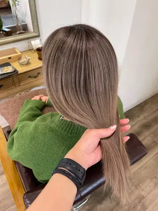 ロング Felice Erikaのヘアスタイル