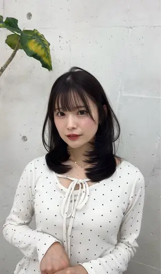 ロング 野村 真白のヘアスタイル