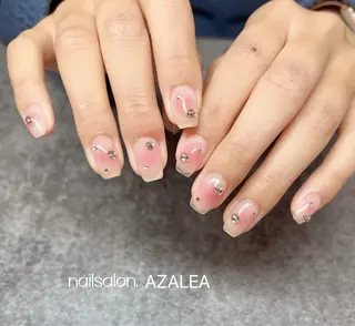 ネイル R inのネイルデザイン