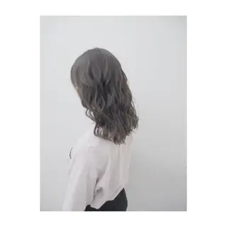 ミディアム カラー 永岡 鉄平のヘアスタイル