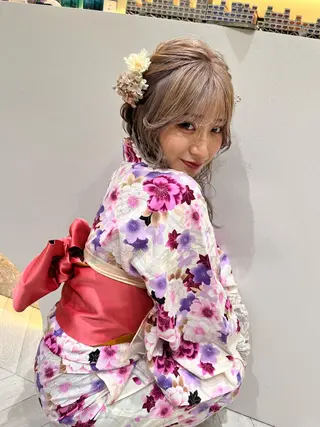 ヘアアレンジ ∴Sanae. ∴ トータルビューティーのマツエク・マツパデザイン