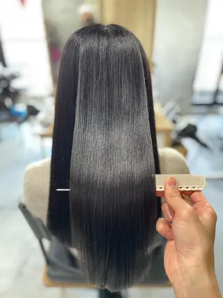 ロング カラー メンズ眉毛ITSUK Iメンズ専門　新宿の眉毛・アイブロウイメージ