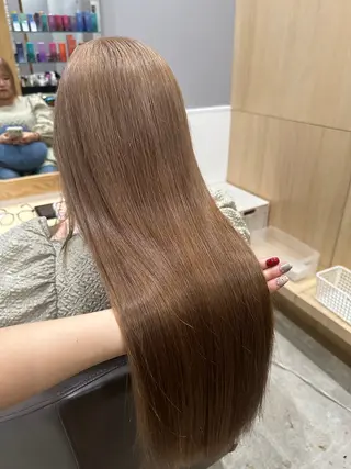 ミディアム miloc MOMOKAのヘアスタイル