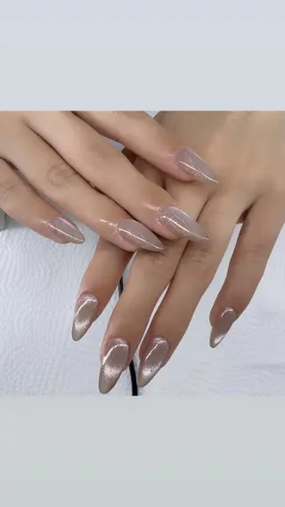 ネイル Charom Akaneのネイルデザイン