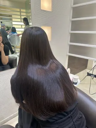 ロング カラー タイトボブ個性派カラ ーAKANEのヘアスタイル