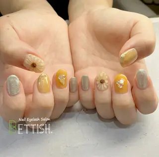 ネイル BETTISH. KUMIKO☺︎︎のネイルデザイン