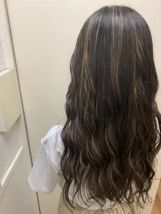 ロング カラー ヘアアレンジ サナ🌱 切りっぱなしボブのヘアスタイル