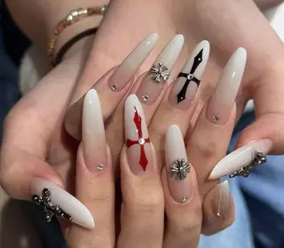 ネイル Pure&Rich Nailのネイルデザイン