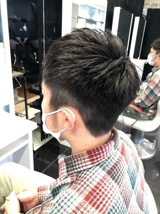 メンズ ショート/白髪ぼかし 君和田若菜のヘアスタイル